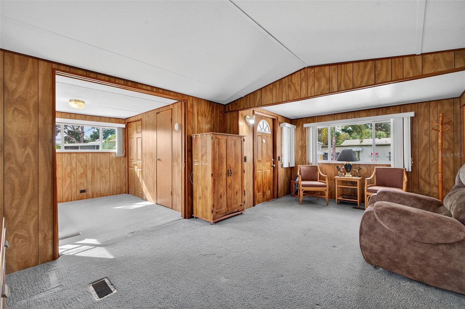 Image 13 of 55 For 7801 34th Avenue N 80