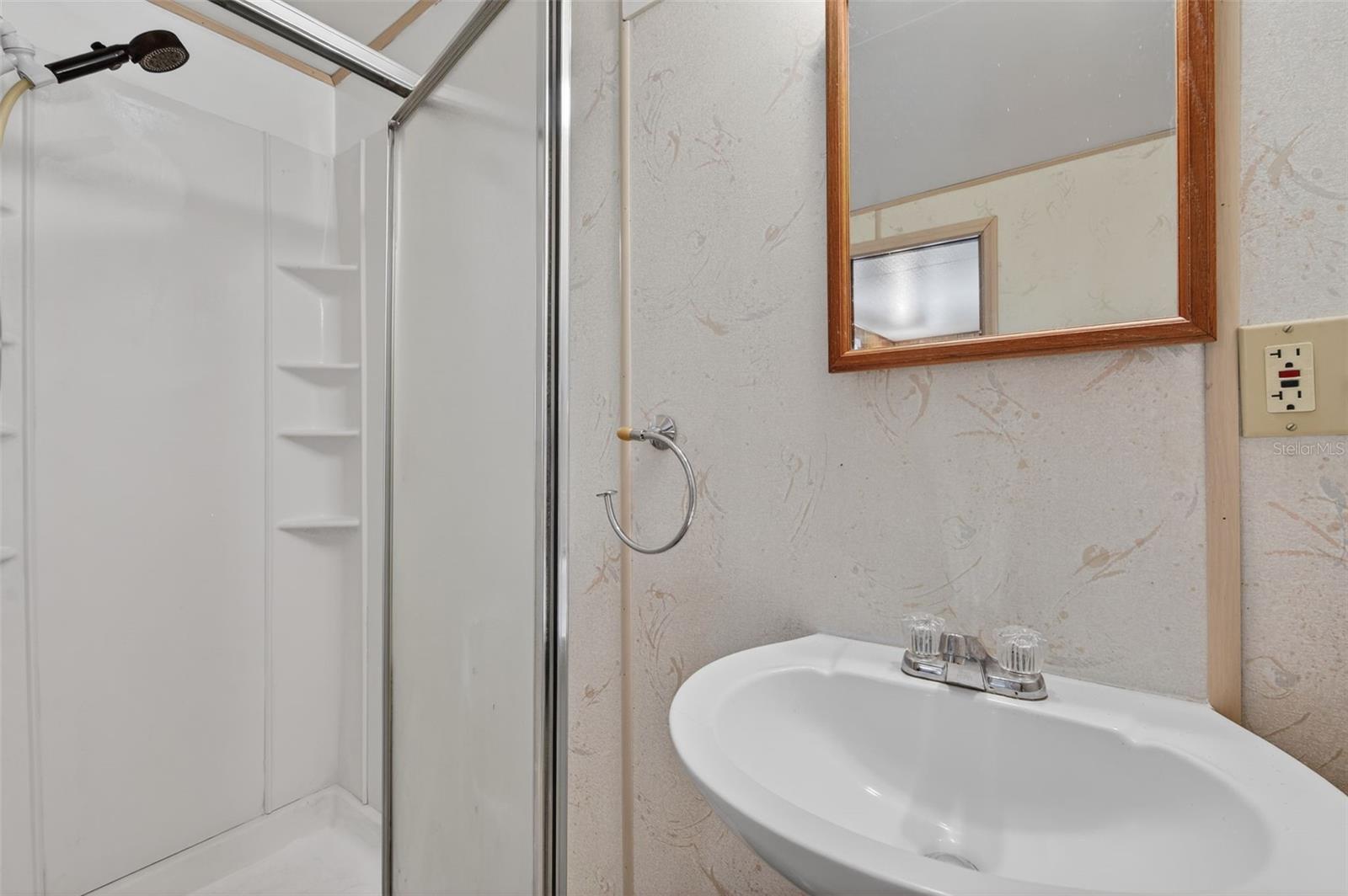 Image 25 of 55 For 7801 34th Avenue N 80