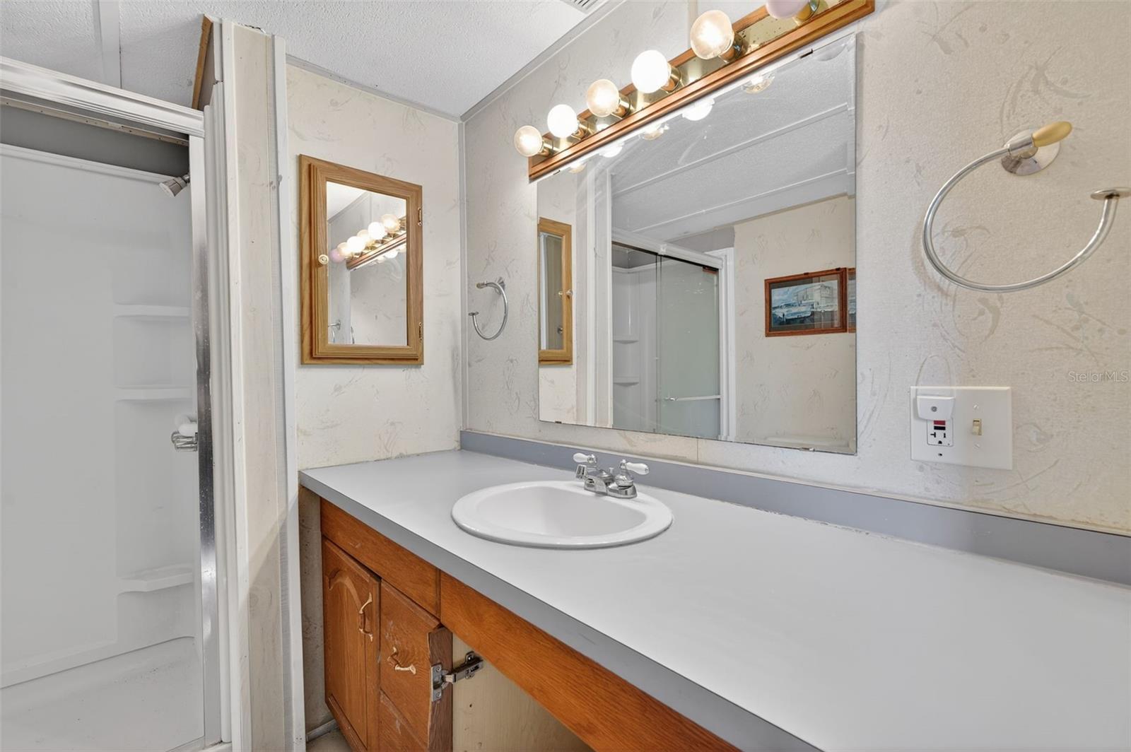 Image 28 of 55 For 7801 34th Avenue N 80