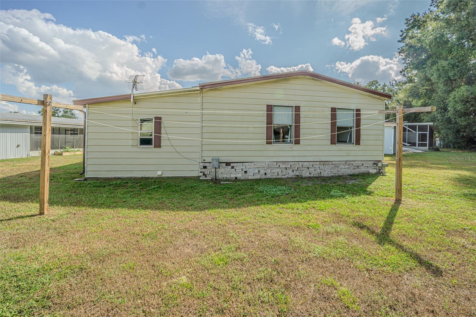 Image 10 of 33 For 39353 Sycamore Lane