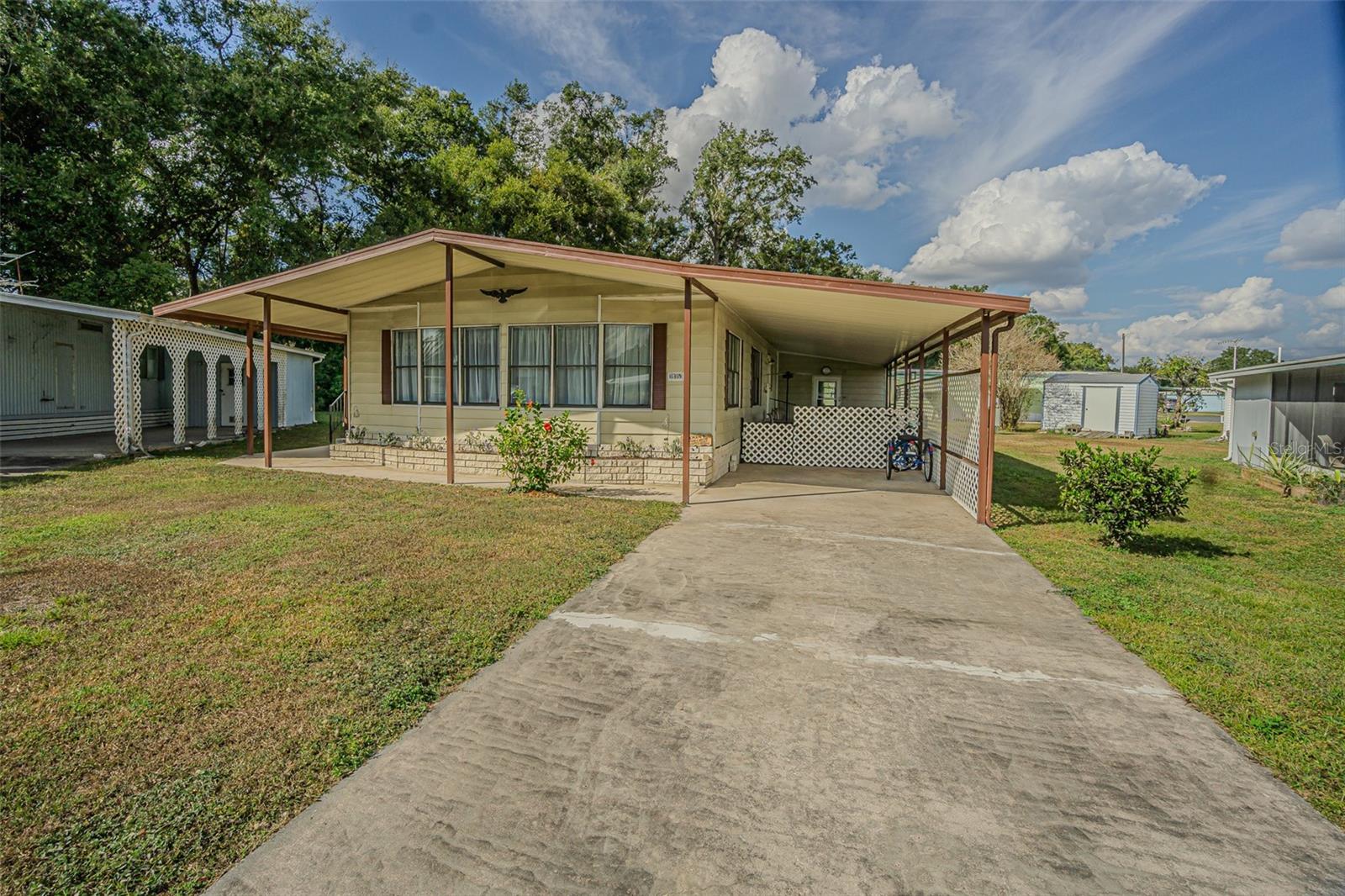 Image 11 of 33 For 39353 Sycamore Lane