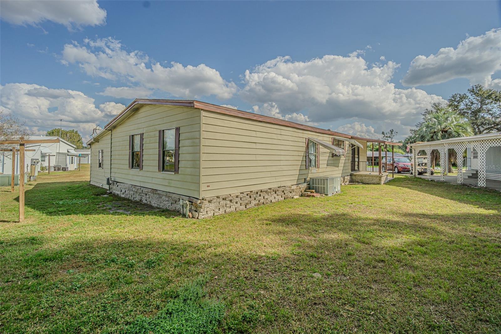 Image 20 of 33 For 39353 Sycamore Lane