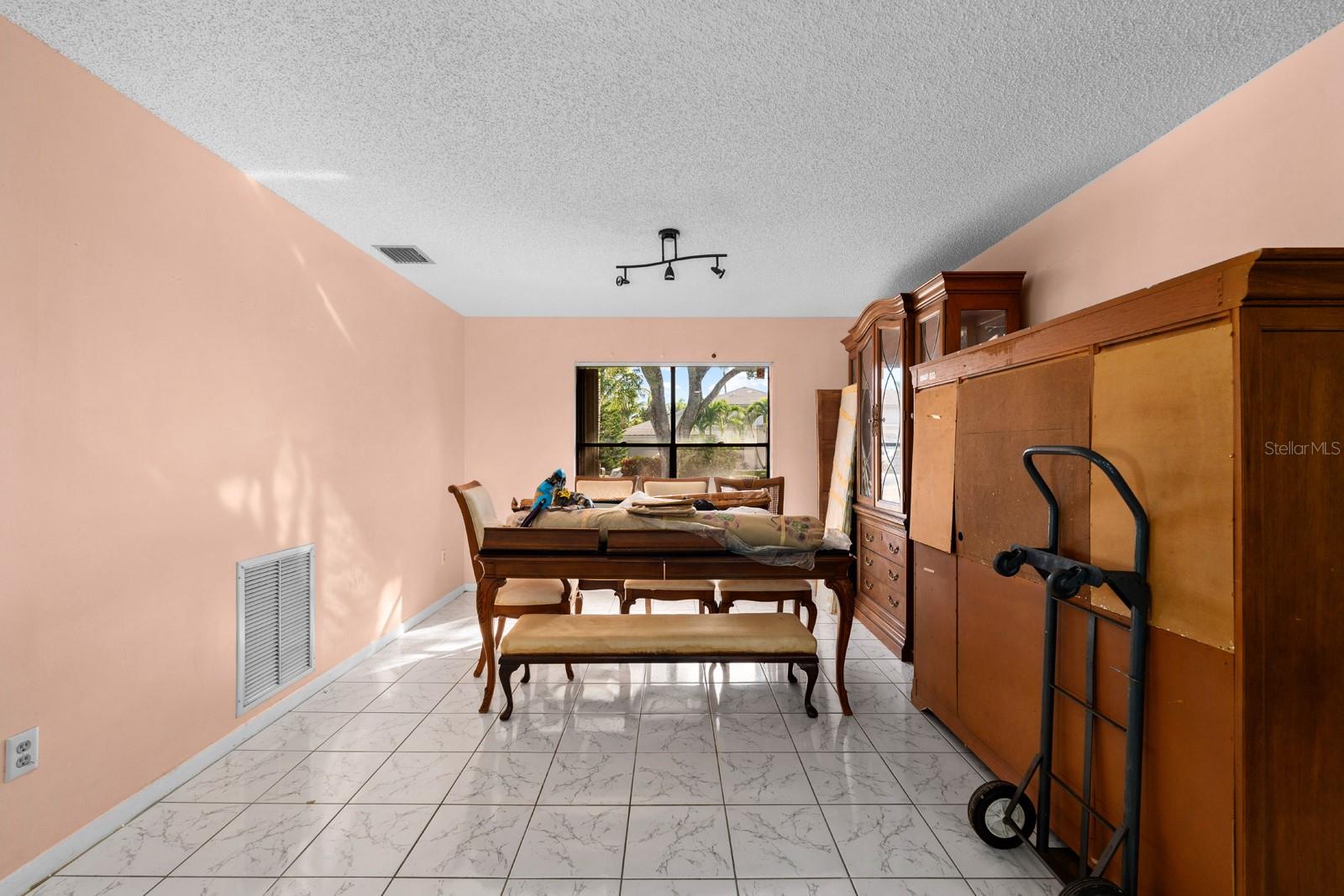 Image 19 of 35 For 2935 15th Street