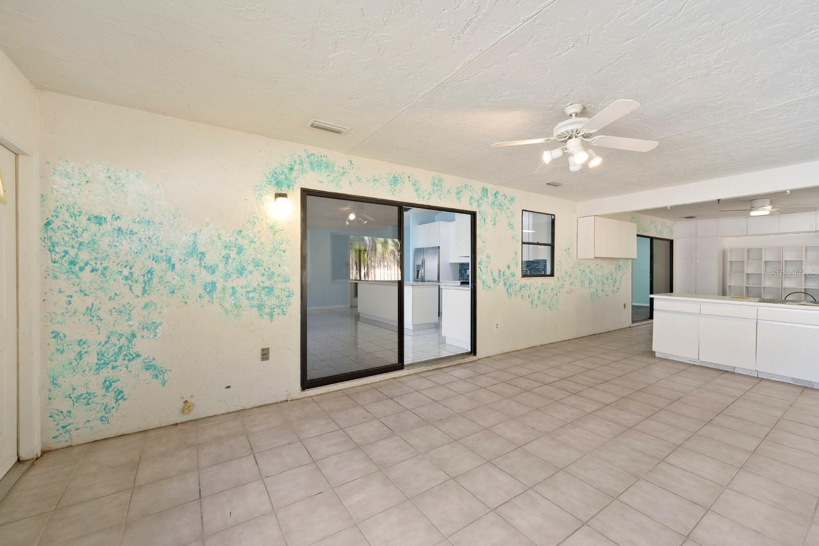 Image 23 of 35 For 2935 15th Street