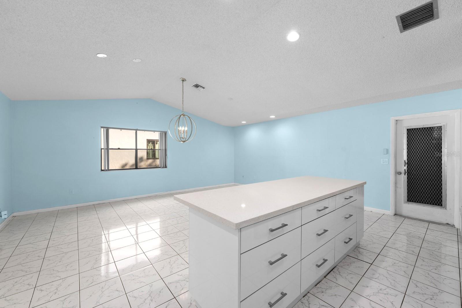 Image 8 of 35 For 2935 15th Street