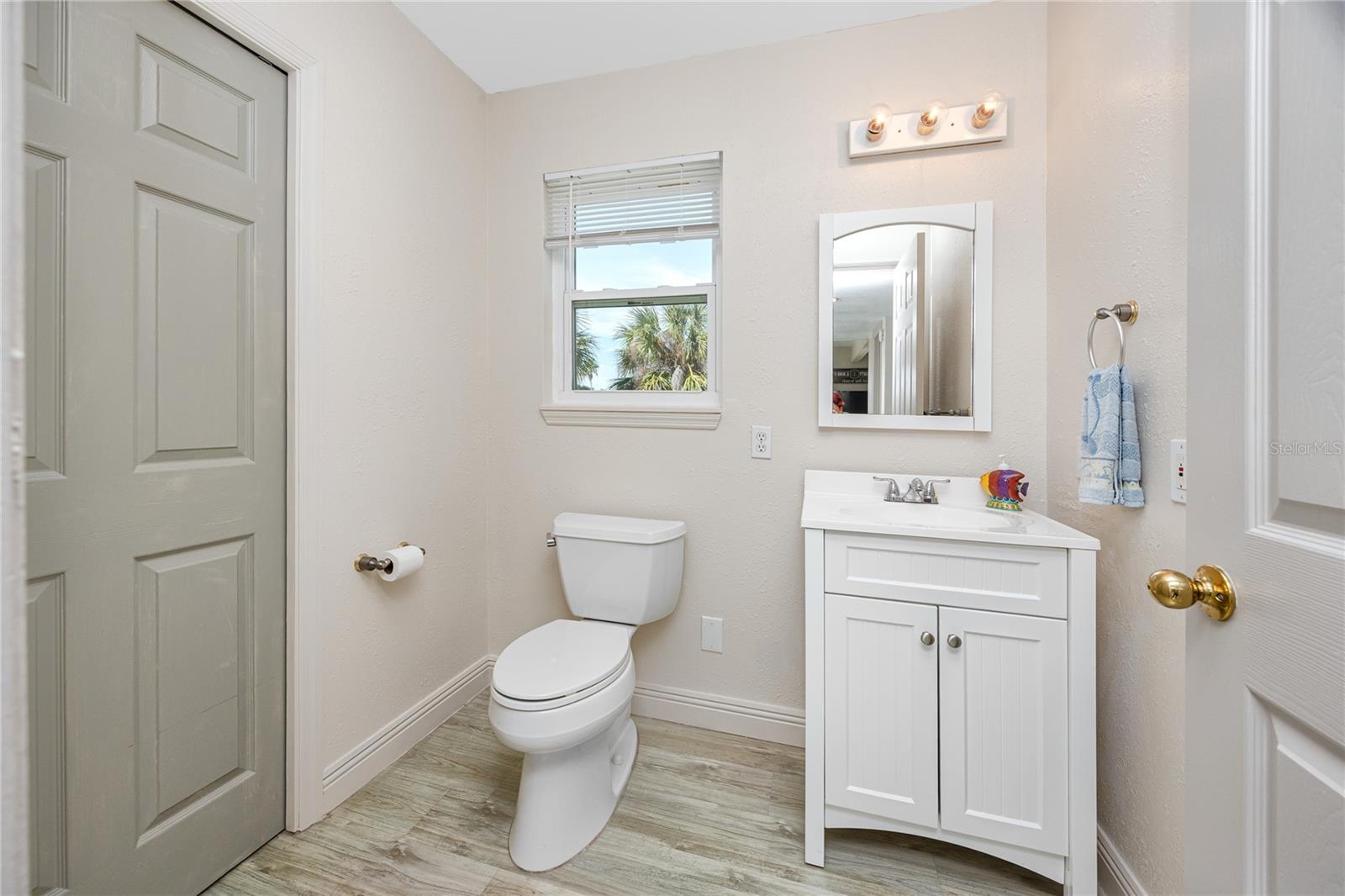 Image 17 of 53 For 140 142nd Avenue E