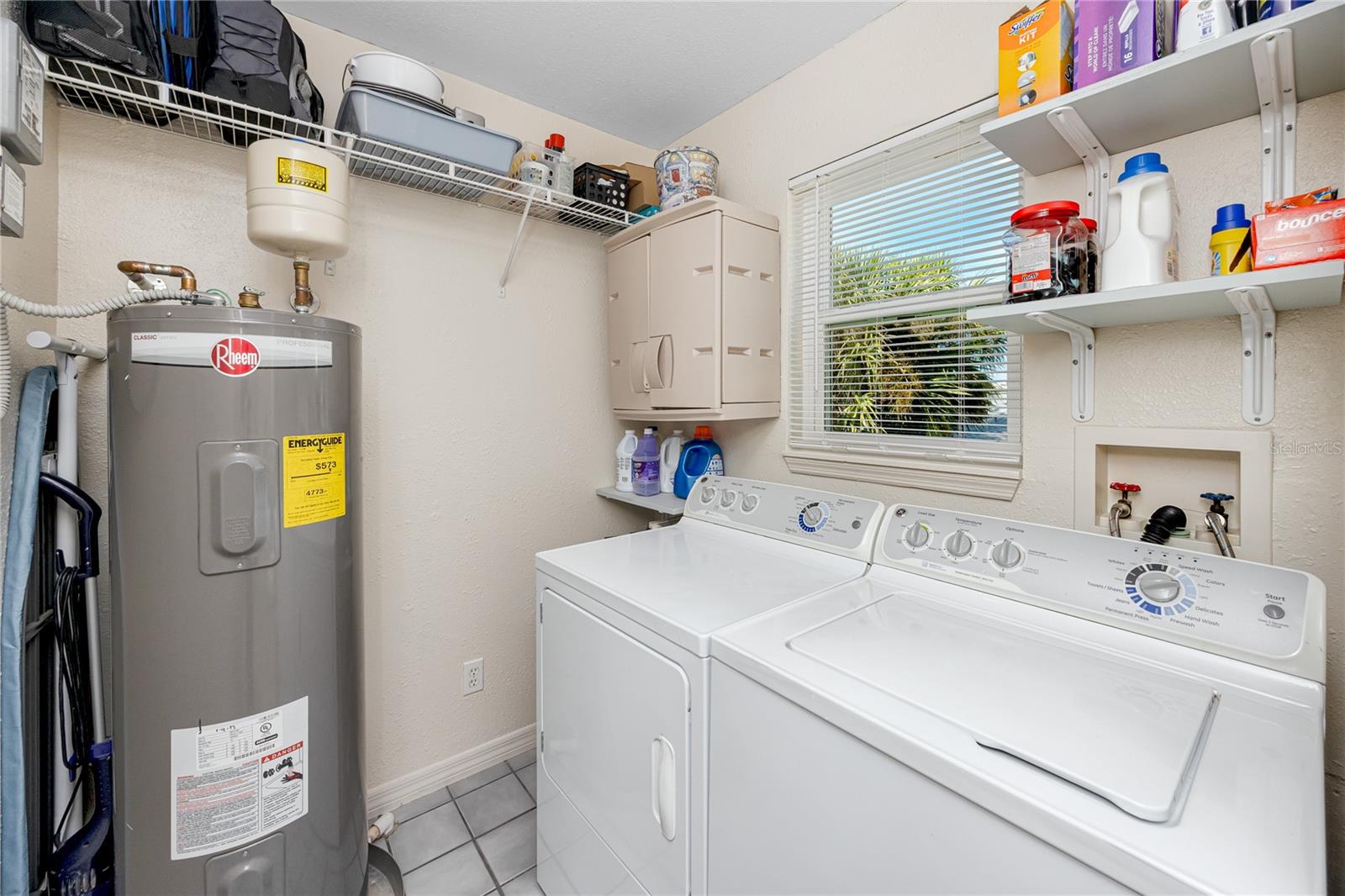 Image 52 of 53 For 140 142nd Avenue E