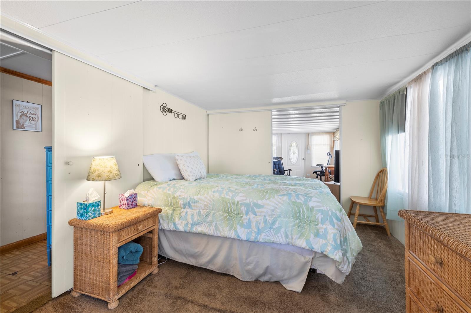 Image 22 of 43 For 619 52nd Avenue W