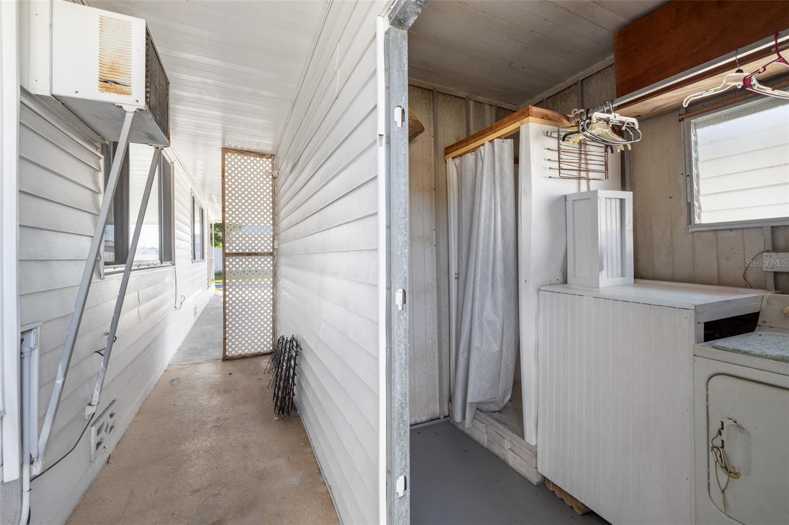 Image 27 of 43 For 619 52nd Avenue W