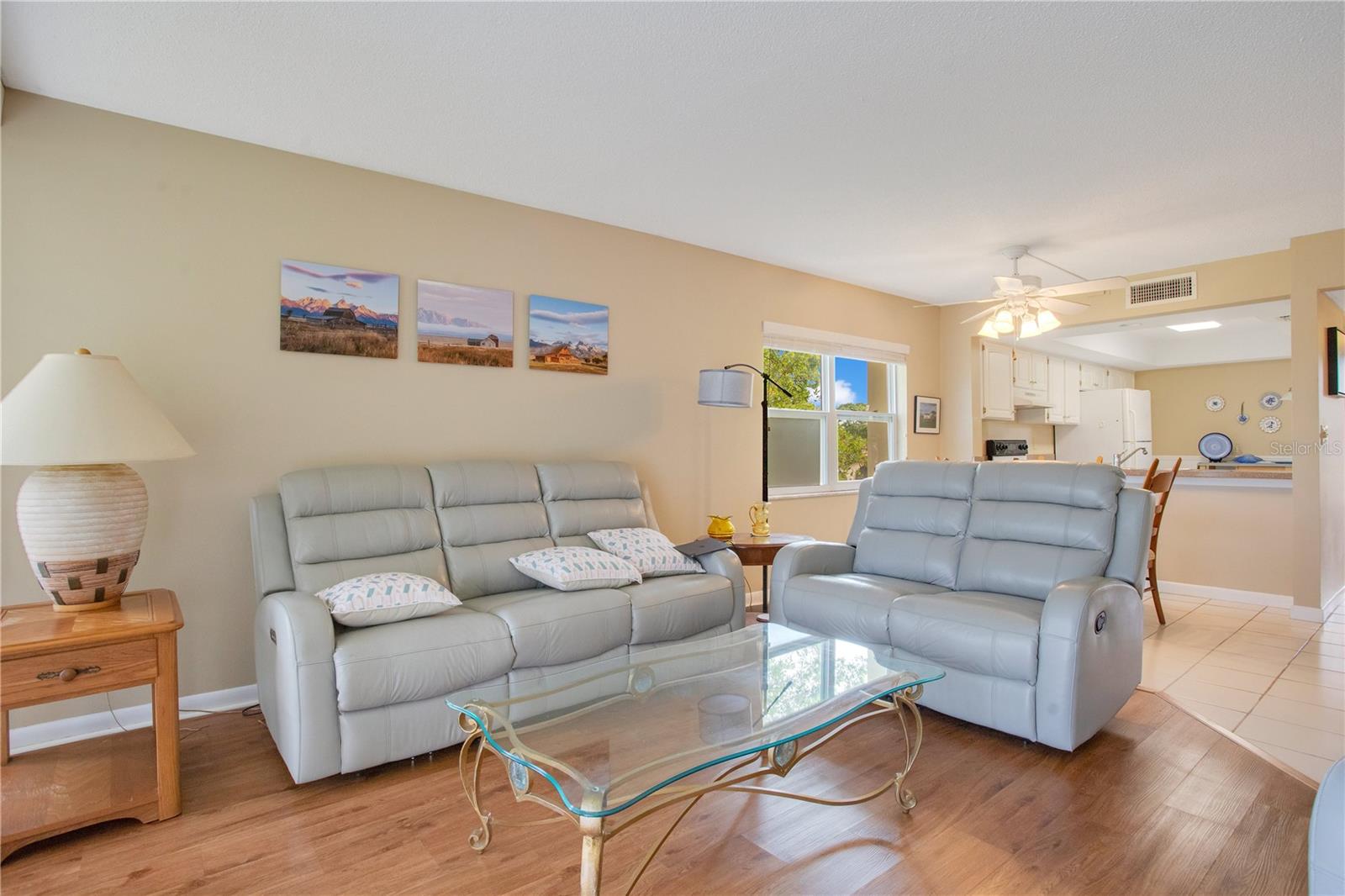 Image 6 of 19 For 12200 Vonn Road 1209