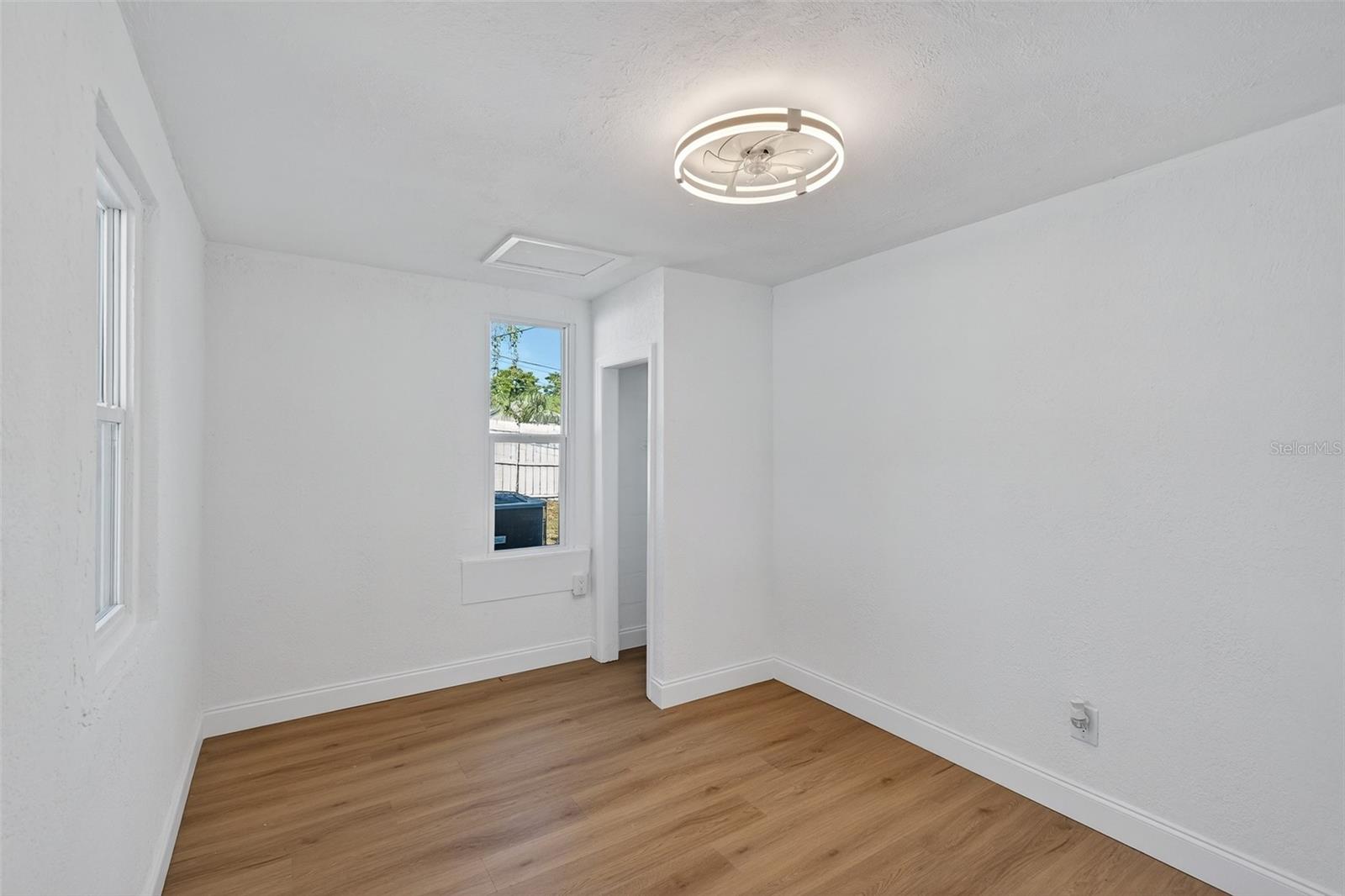 Image 12 of 26 For 4545 12th Avenue S