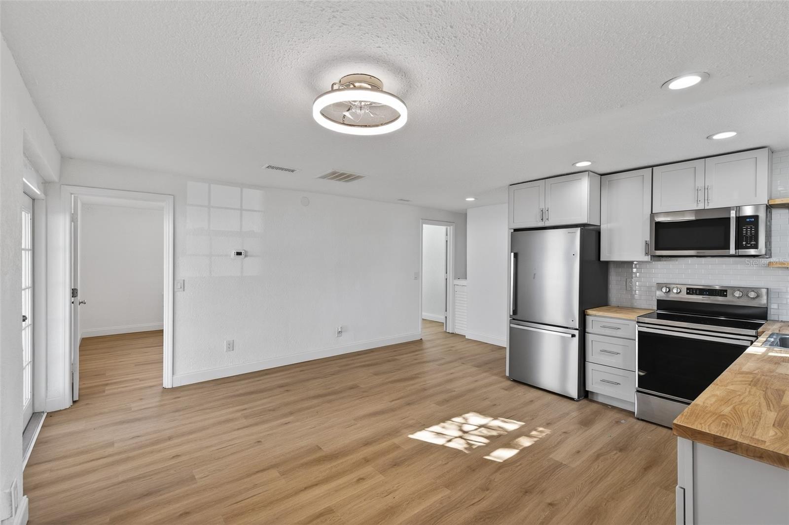 Image 6 of 26 For 4545 12th Avenue S