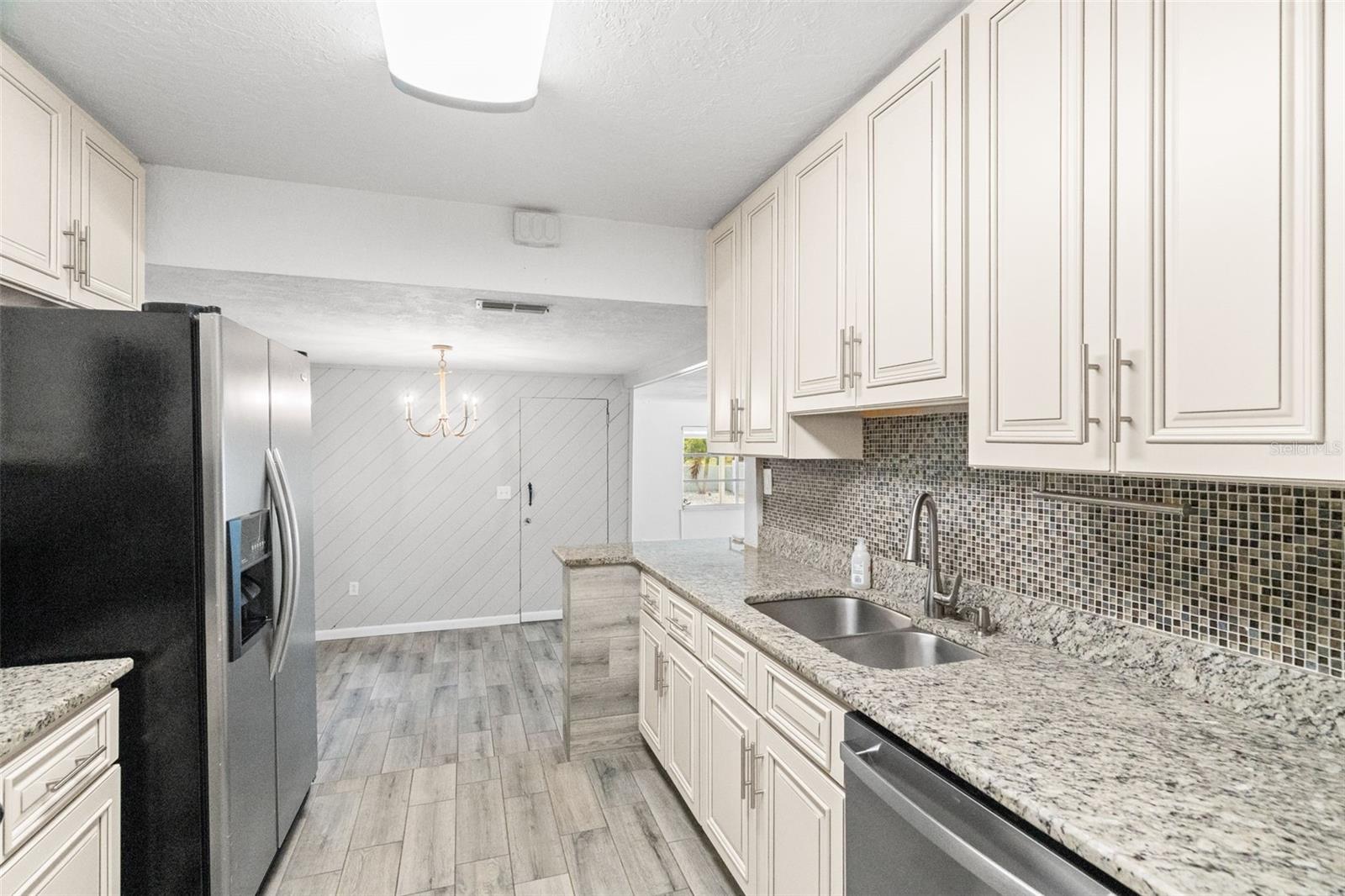 Image 11 of 38 For 5555 13th Street N