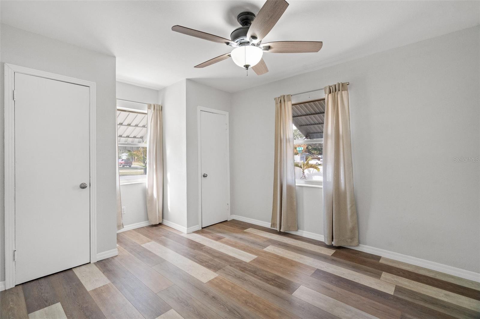 Image 14 of 38 For 5555 13th Street N