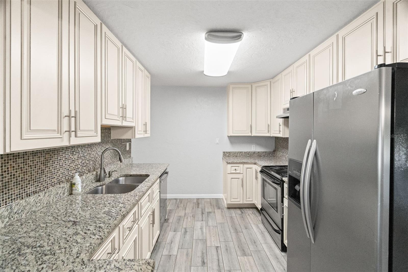 Image 9 of 38 For 5555 13th Street N