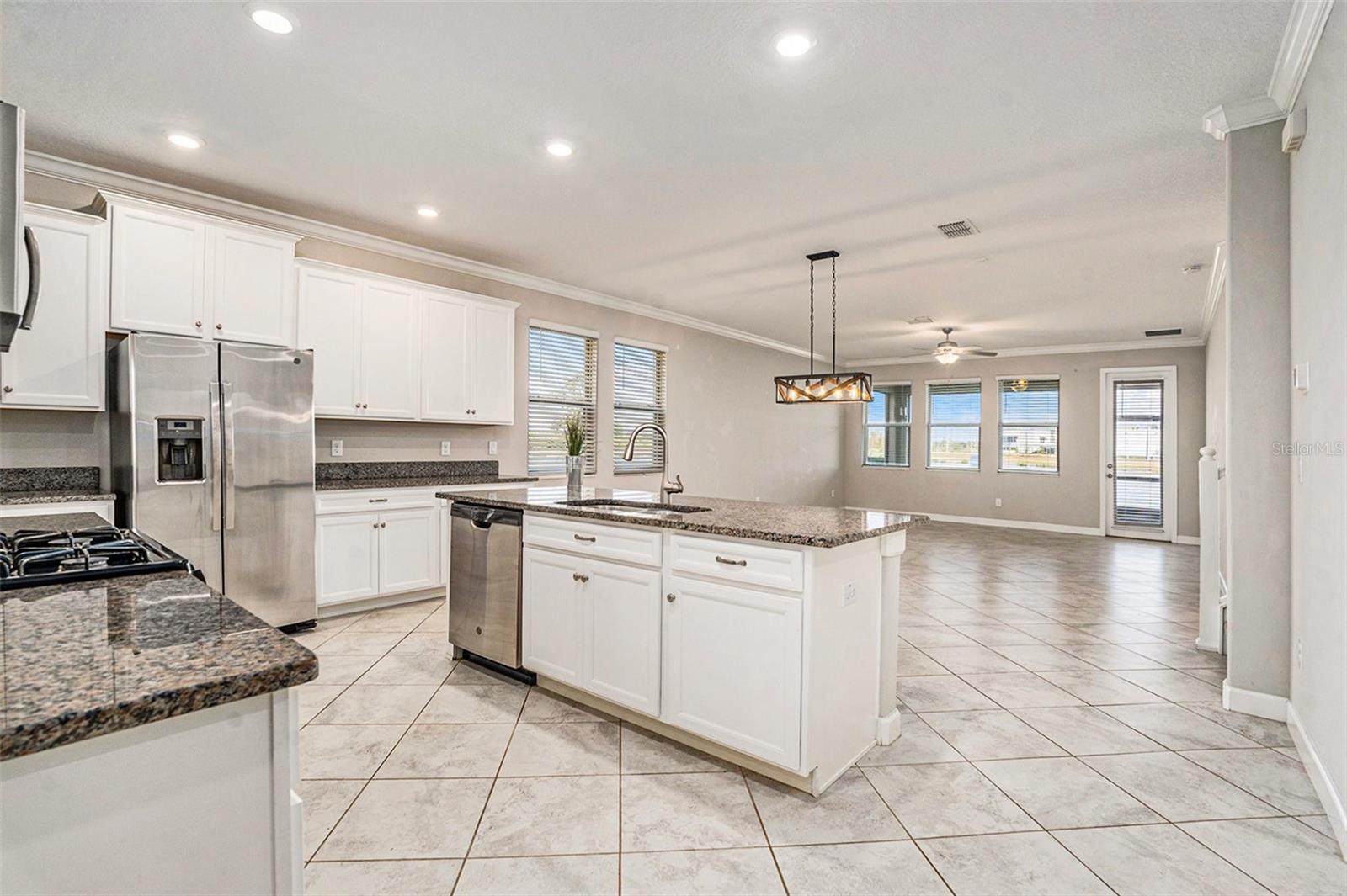 Image 10 of 38 For 9173 Shadyside Lane