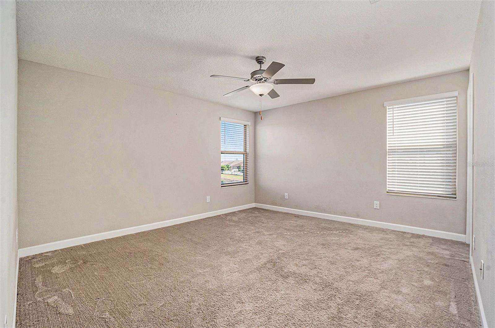 Image 29 of 38 For 9173 Shadyside Lane