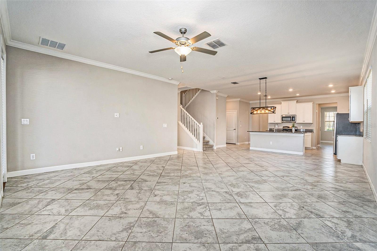 Image 6 of 38 For 9173 Shadyside Lane