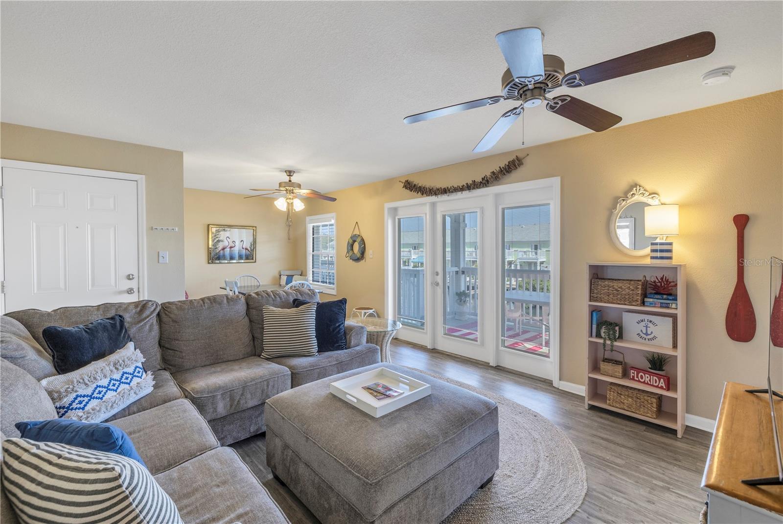 Image 10 of 27 For 5072 Starfish Drive Se F