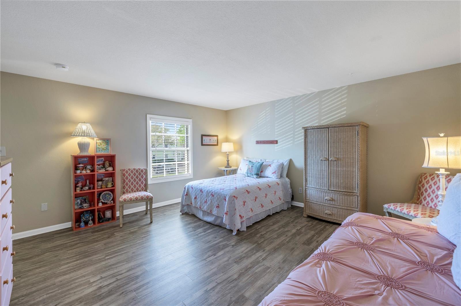 Image 18 of 27 For 5072 Starfish Drive Se F