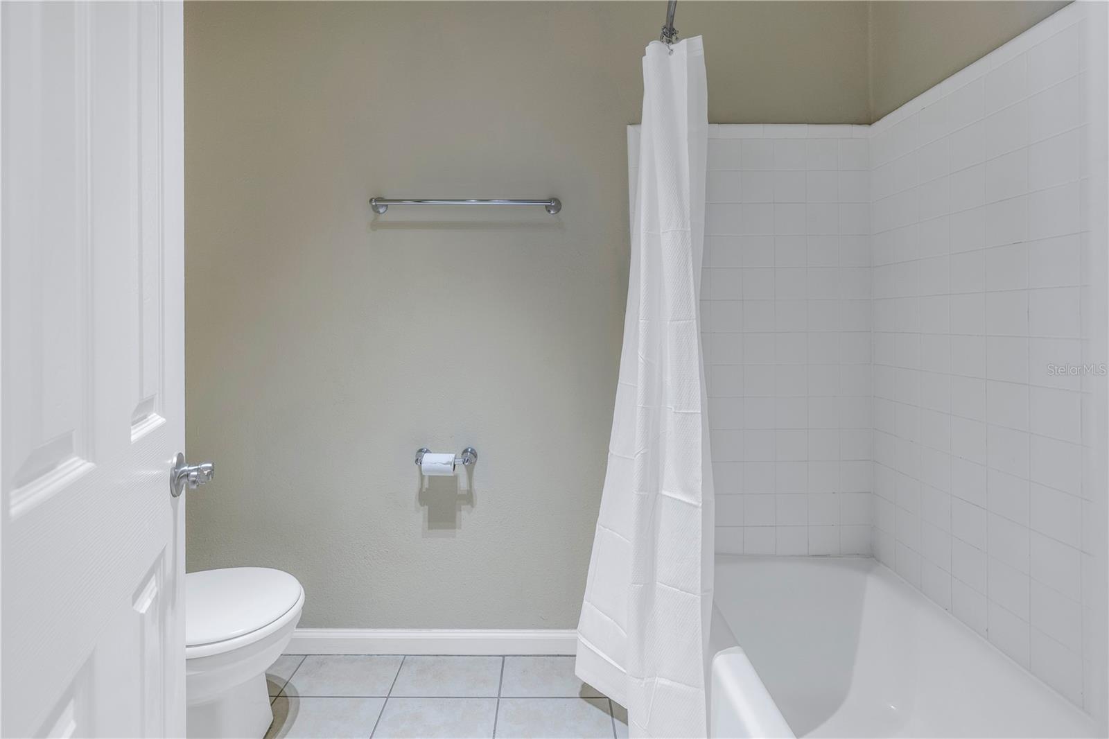 Image 23 of 27 For 5072 Starfish Drive Se F