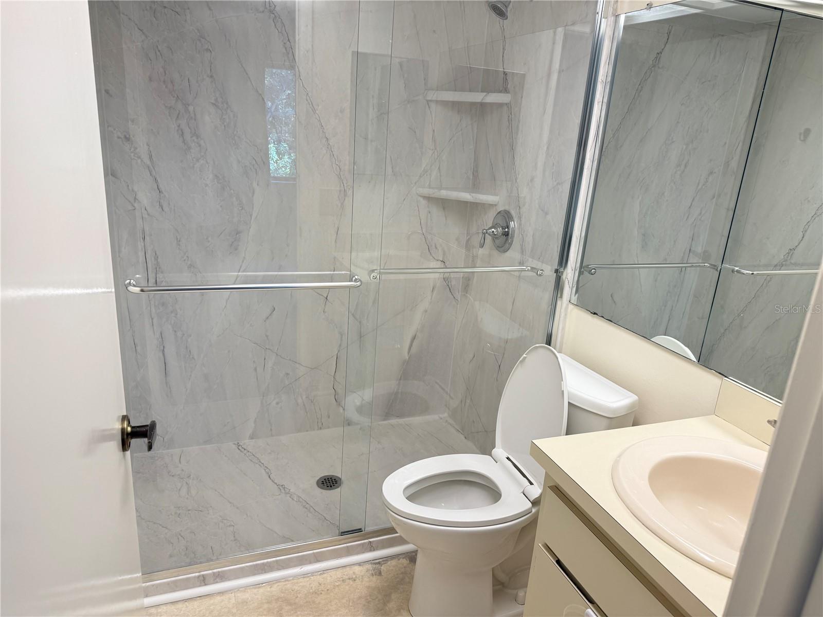 Image 14 of 24 For 612 Baldwin Avenue C