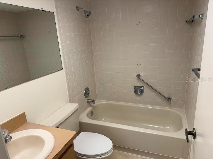 Image 16 of 24 For 612 Baldwin Avenue C