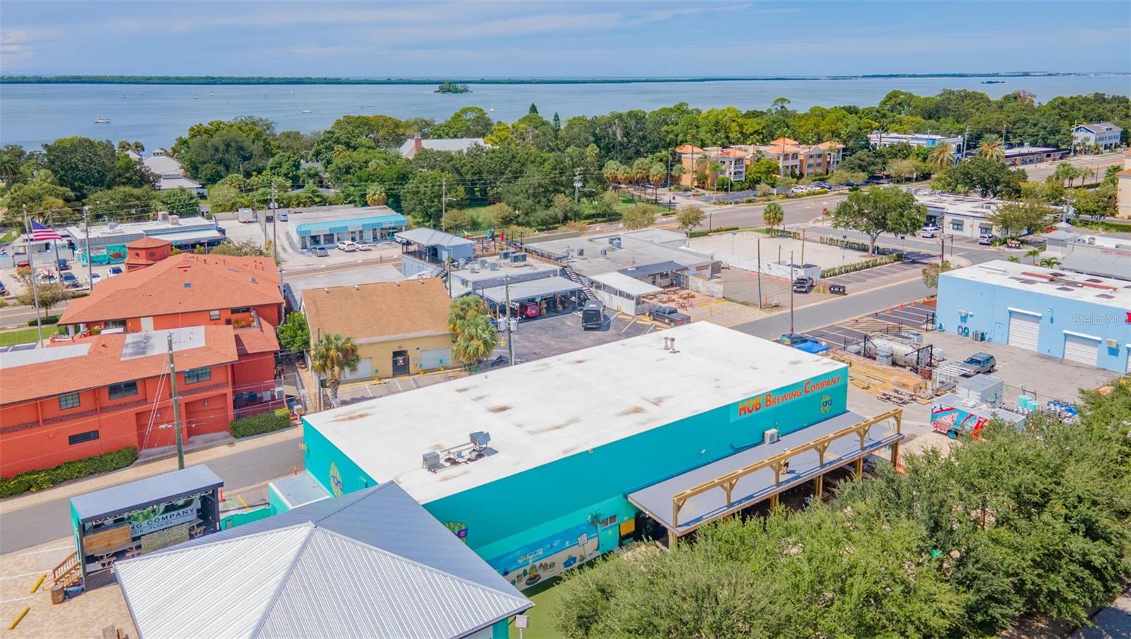 Image 29 of 36 For 520 Baywood Drive S