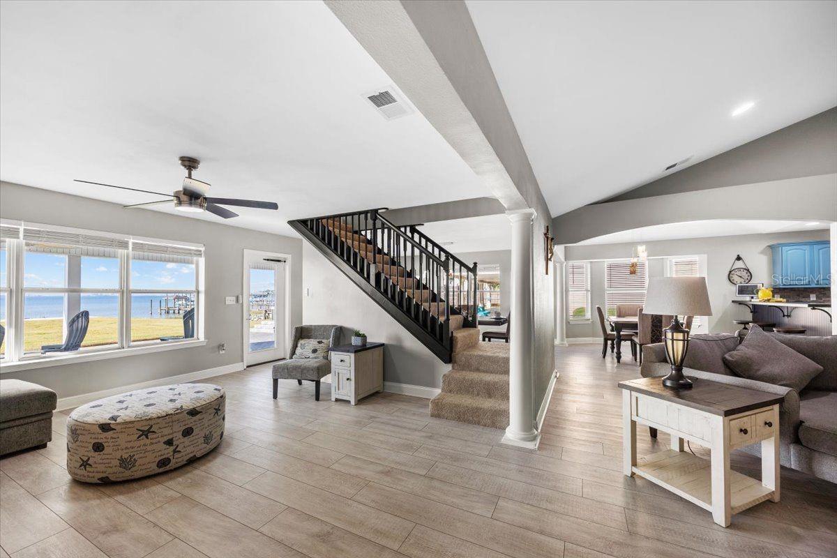 Image 11 of 82 For 156 Shoreline Drive