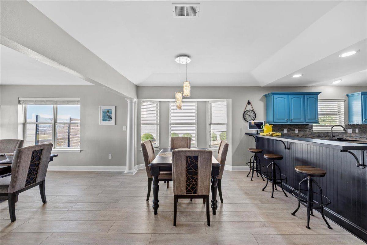 Image 15 of 82 For 156 Shoreline Drive