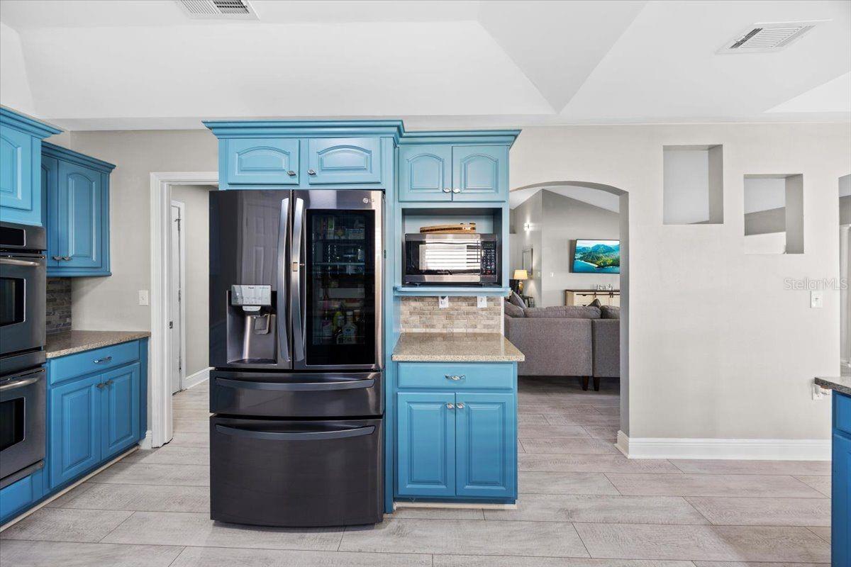 Image 28 of 82 For 156 Shoreline Drive