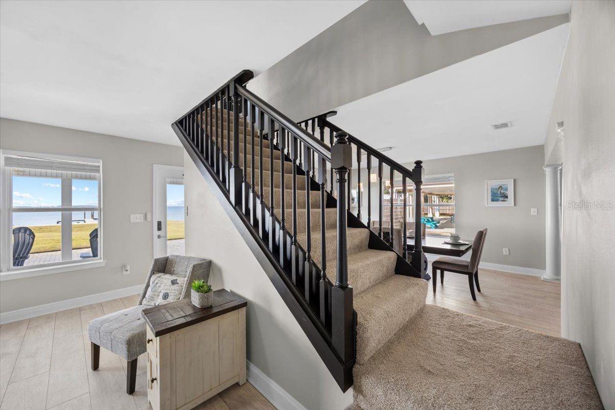 Image 41 of 82 For 156 Shoreline Drive