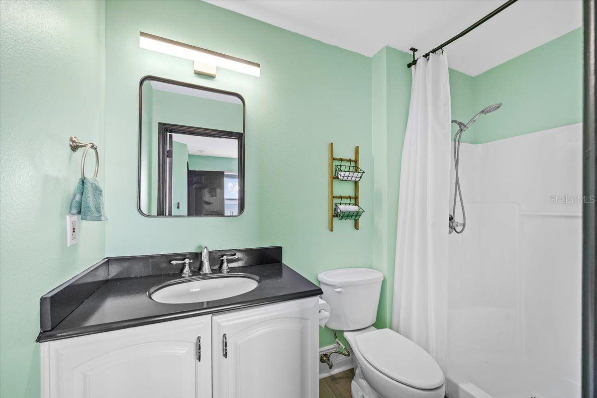 Image 46 of 82 For 156 Shoreline Drive