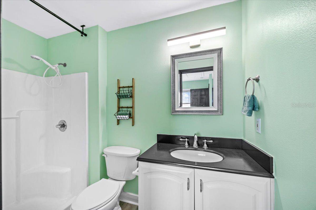 Image 51 of 82 For 156 Shoreline Drive