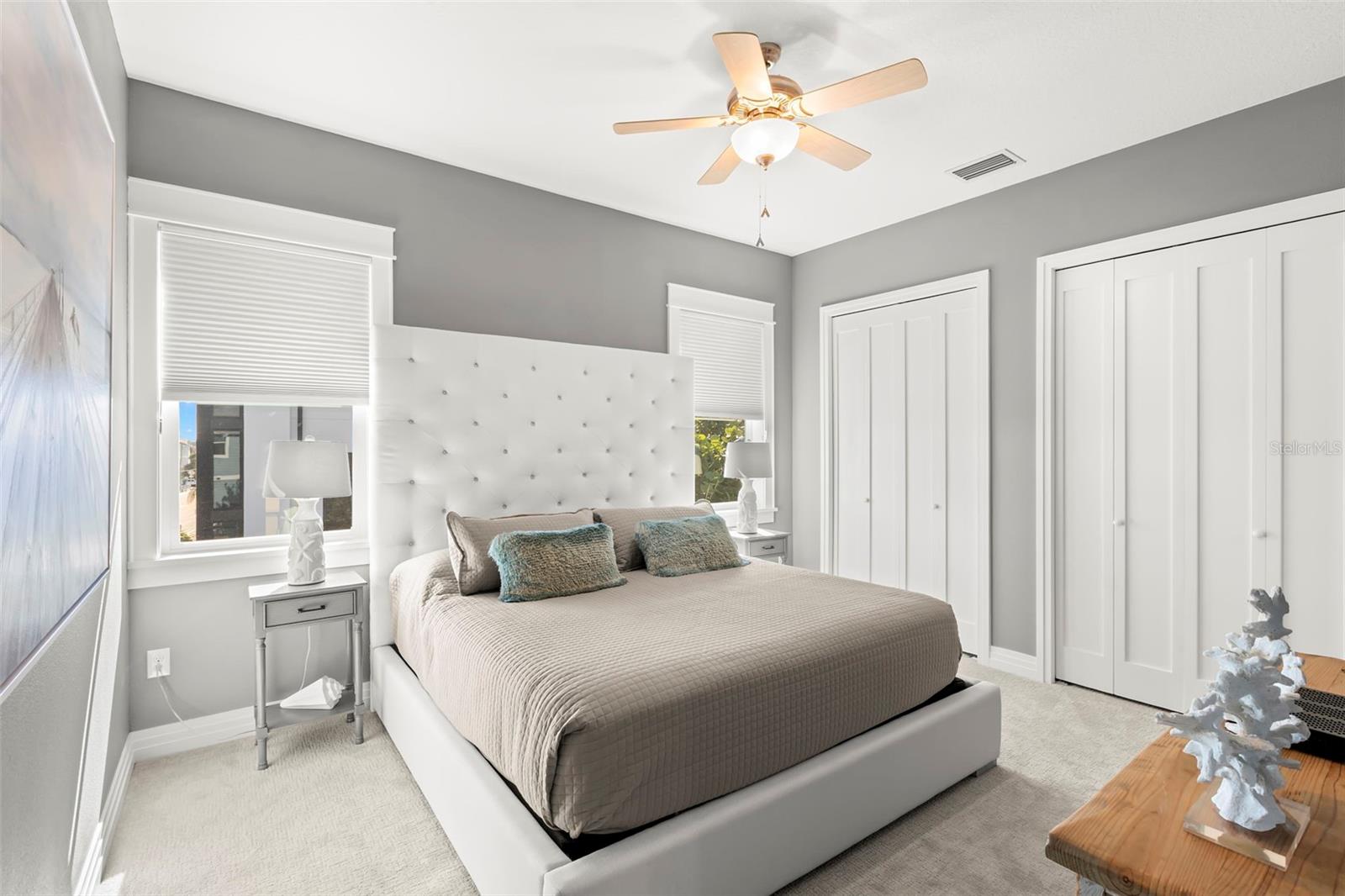 Image 35 of 73 For 10042 Gulf Boulevard