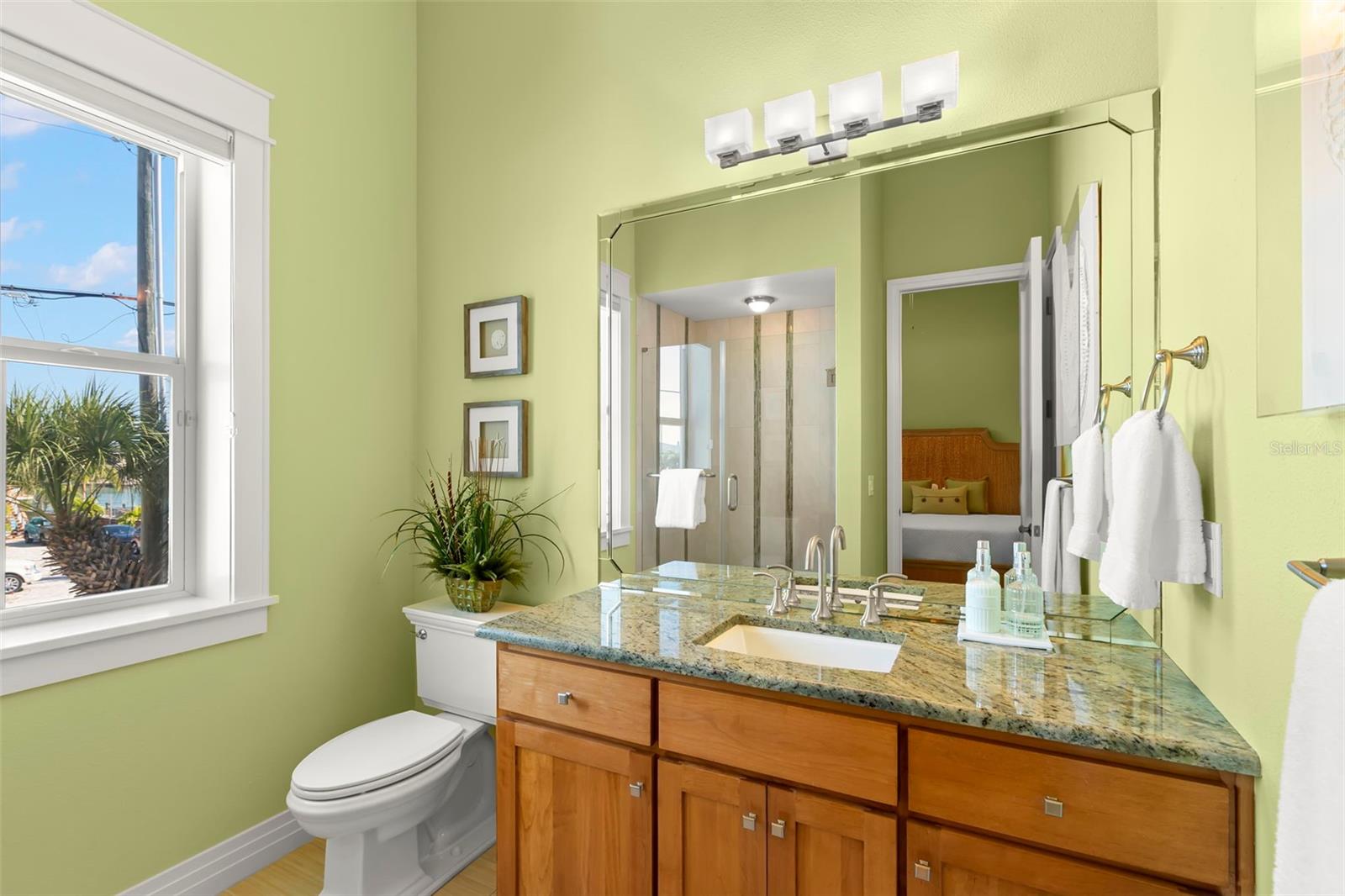 Image 40 of 73 For 10042 Gulf Boulevard