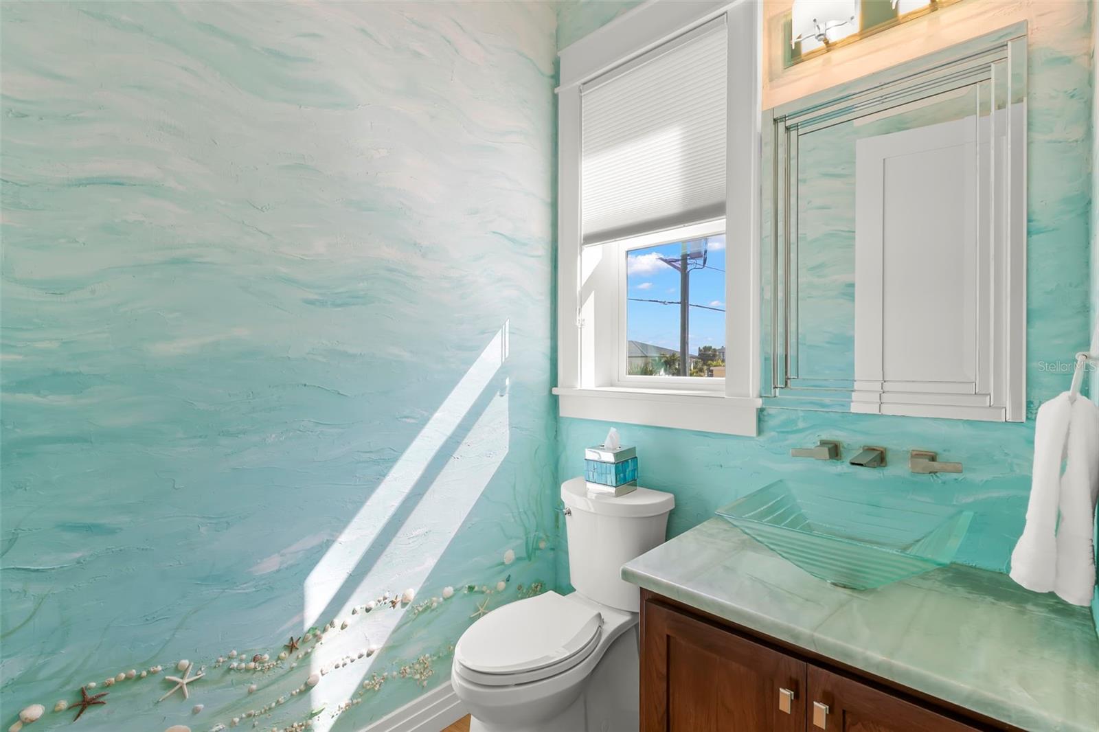 Image 42 of 73 For 10042 Gulf Boulevard