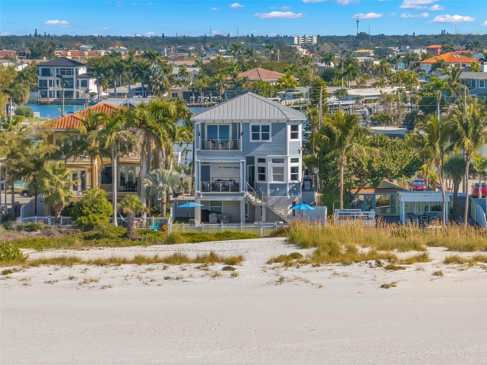 Image 55 of 73 For 10042 Gulf Boulevard