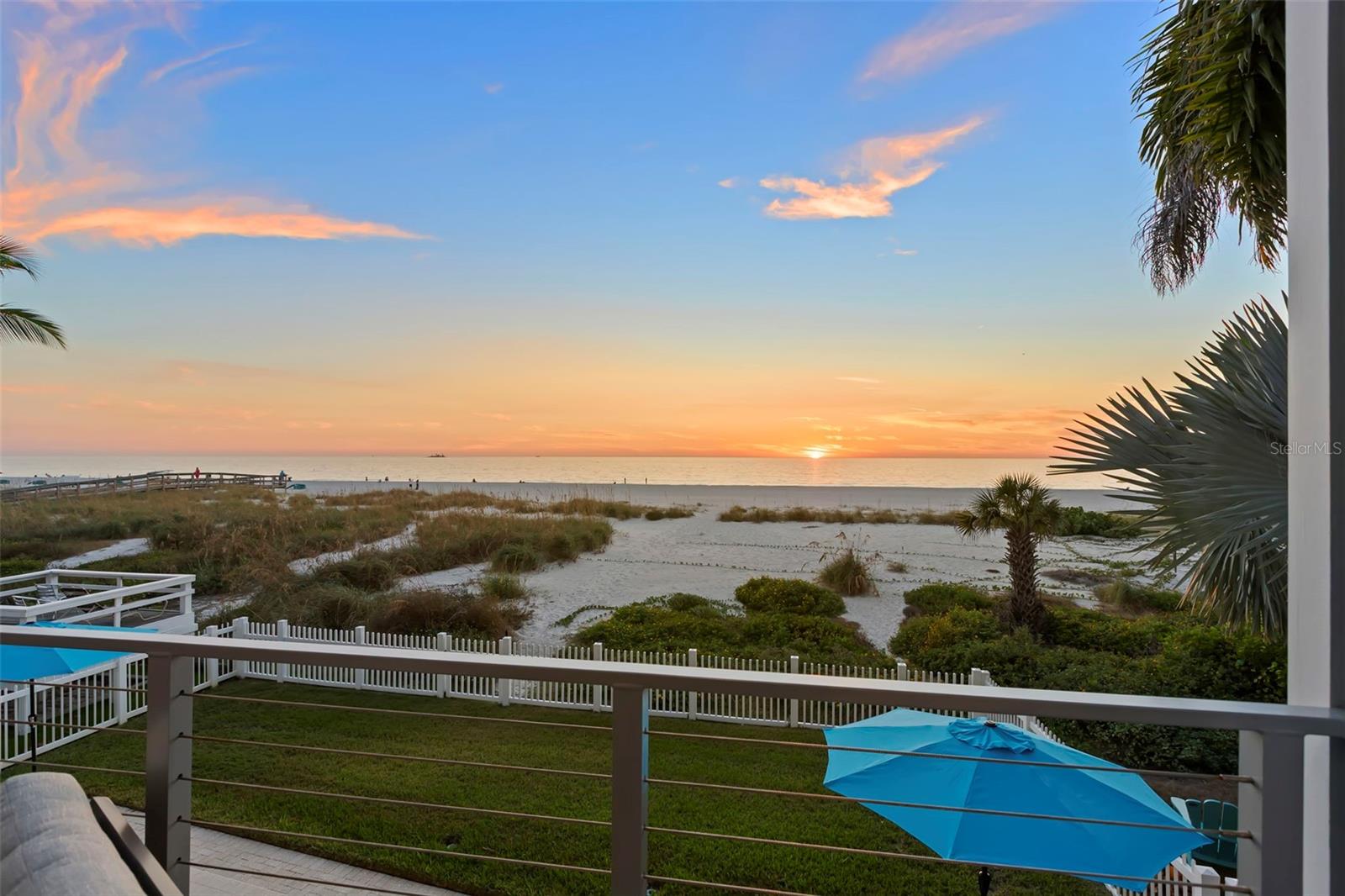 Image 62 of 73 For 10042 Gulf Boulevard