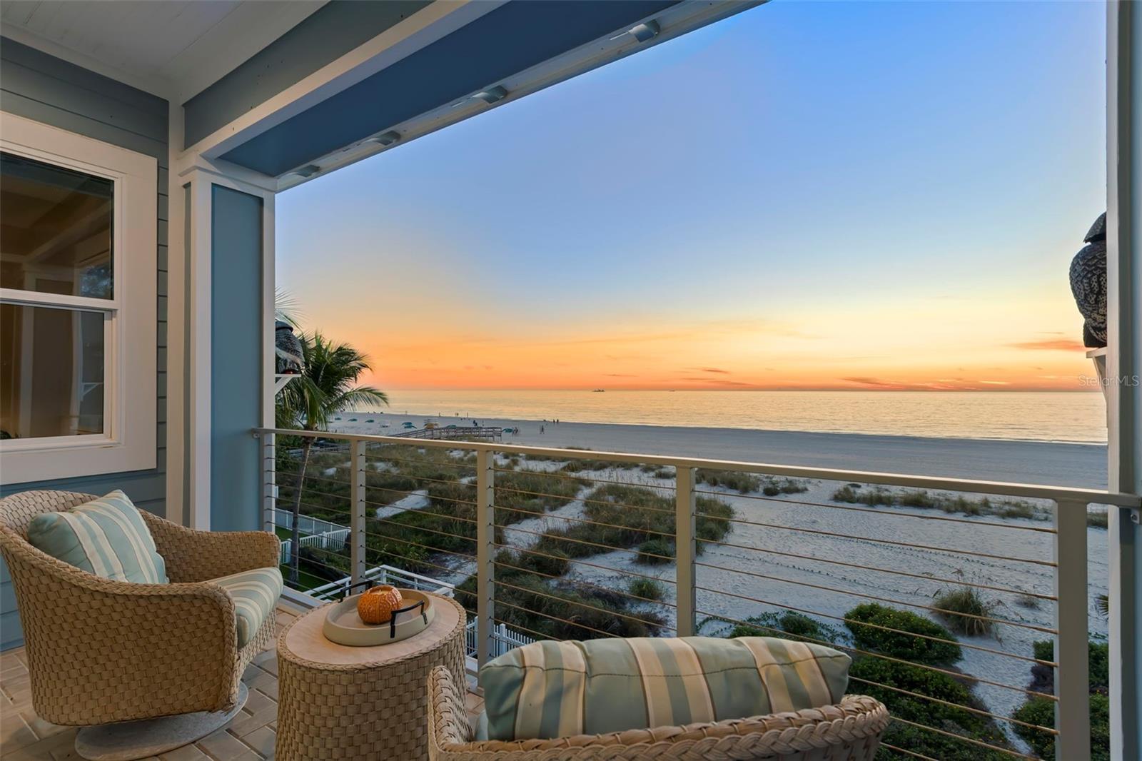 Image 72 of 73 For 10042 Gulf Boulevard