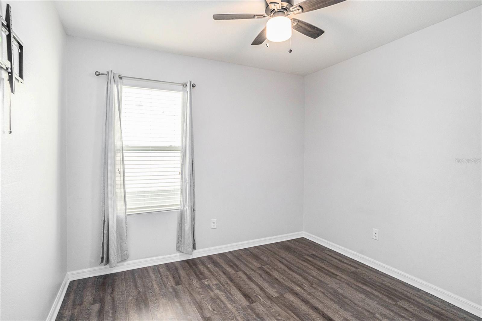 Image 16 of 26 For 10626 Park Meadowbrooke Drive