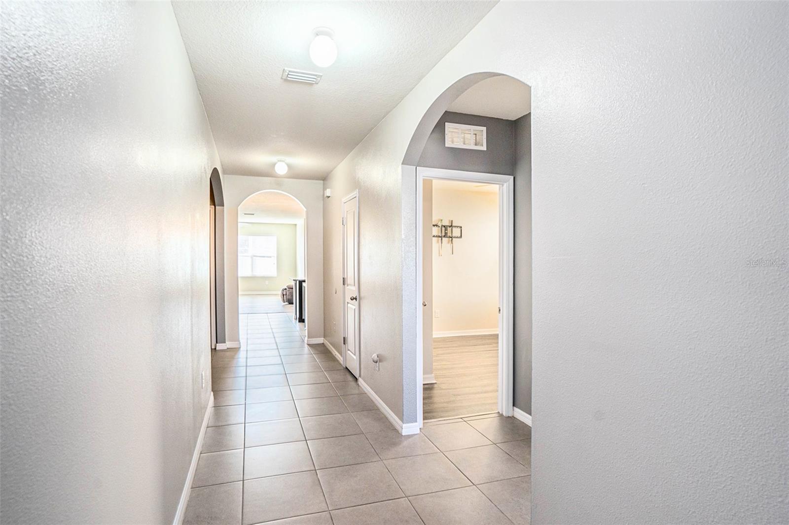 Image 6 of 26 For 10626 Park Meadowbrooke Drive