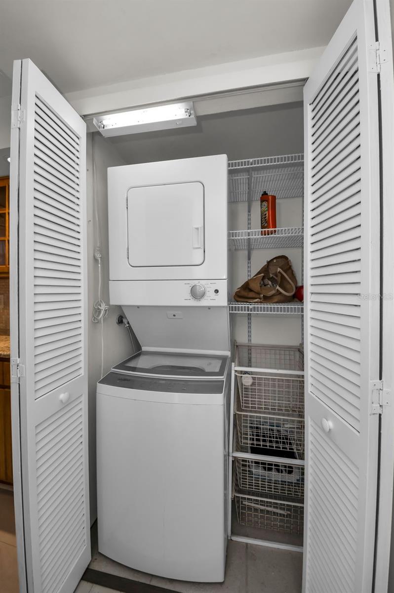 Image 12 of 76 For 421 Windrush Bay Drive 421