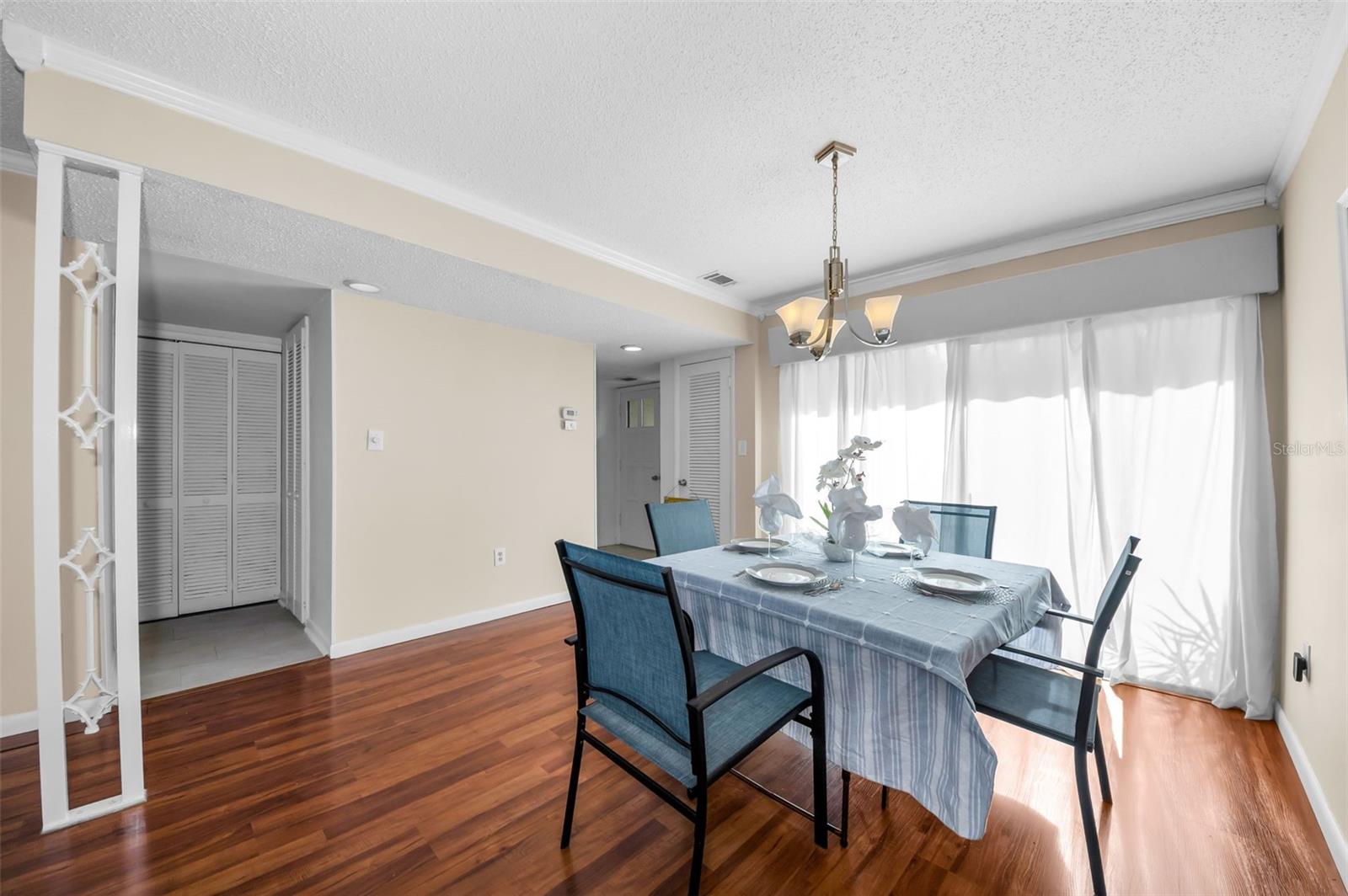 Image 19 of 76 For 421 Windrush Bay Drive 421