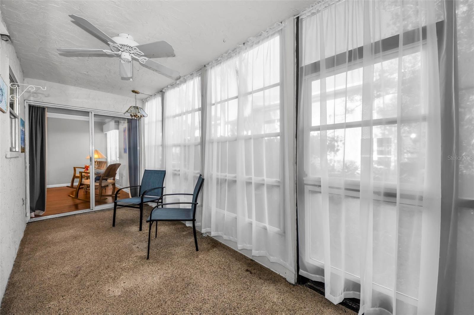 Image 29 of 76 For 421 Windrush Bay Drive 421