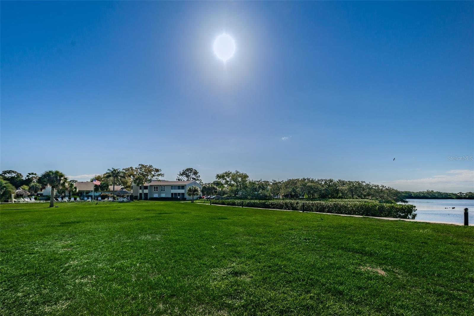 Image 57 of 76 For 421 Windrush Bay Drive 421