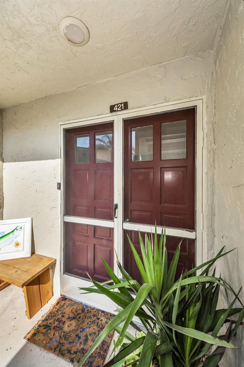 Image 6 of 76 For 421 Windrush Bay Drive 421