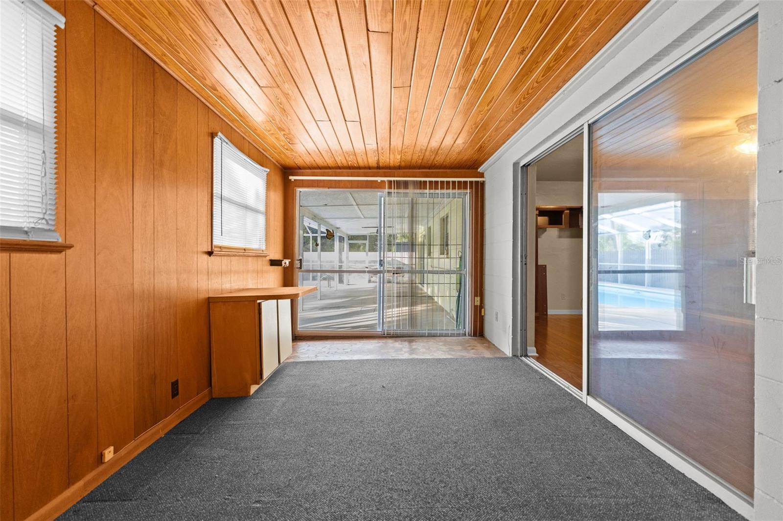 Image 20 of 49 For 1233 Lorie Circle