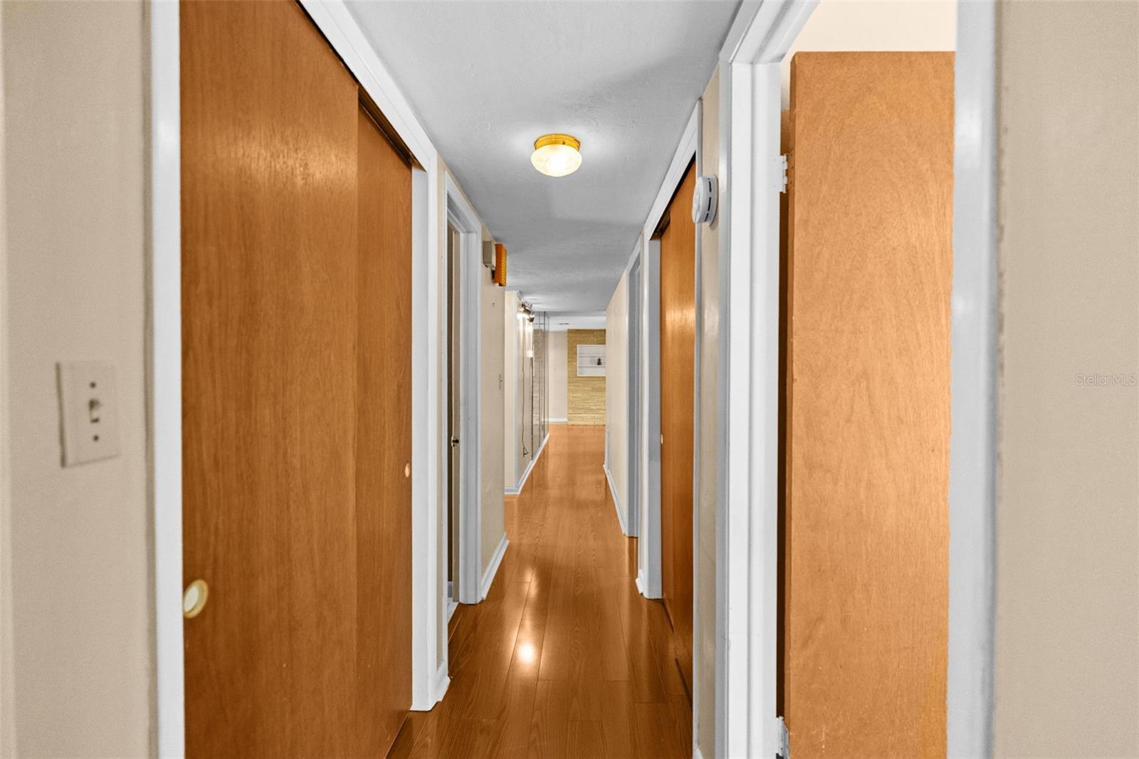 Image 23 of 49 For 1233 Lorie Circle