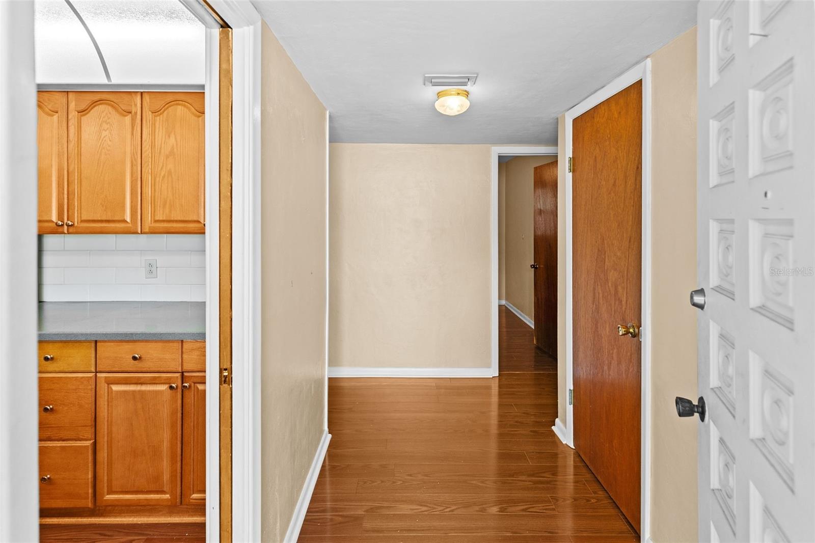 Image 5 of 49 For 1233 Lorie Circle